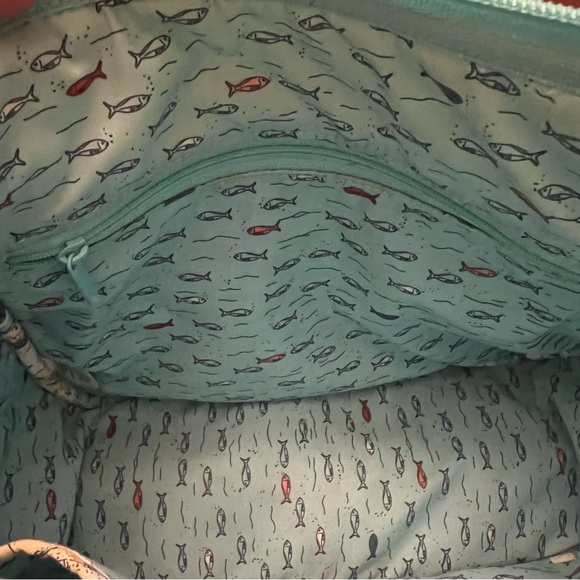 Vera Bradley Exclusive Iconic On the Go Crossbody in Beach Toile like new - Picture 6 of 13